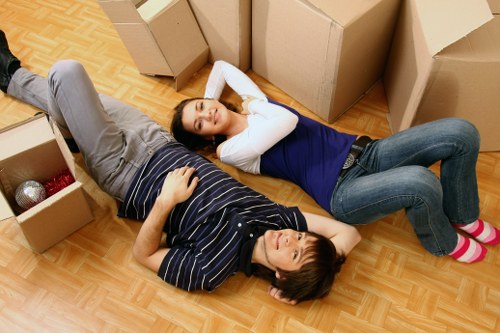 Moving day truck hire with Barnet area access considerations